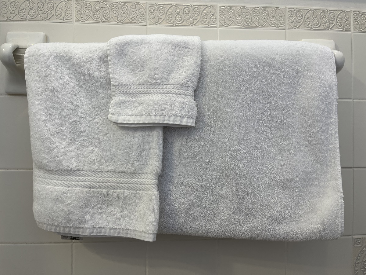 When Bath Towels Shed Like a Cat in Spring – It's the Journey